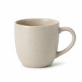 Mug 350 ml en grès beige finition mate avec anse style minimaliste