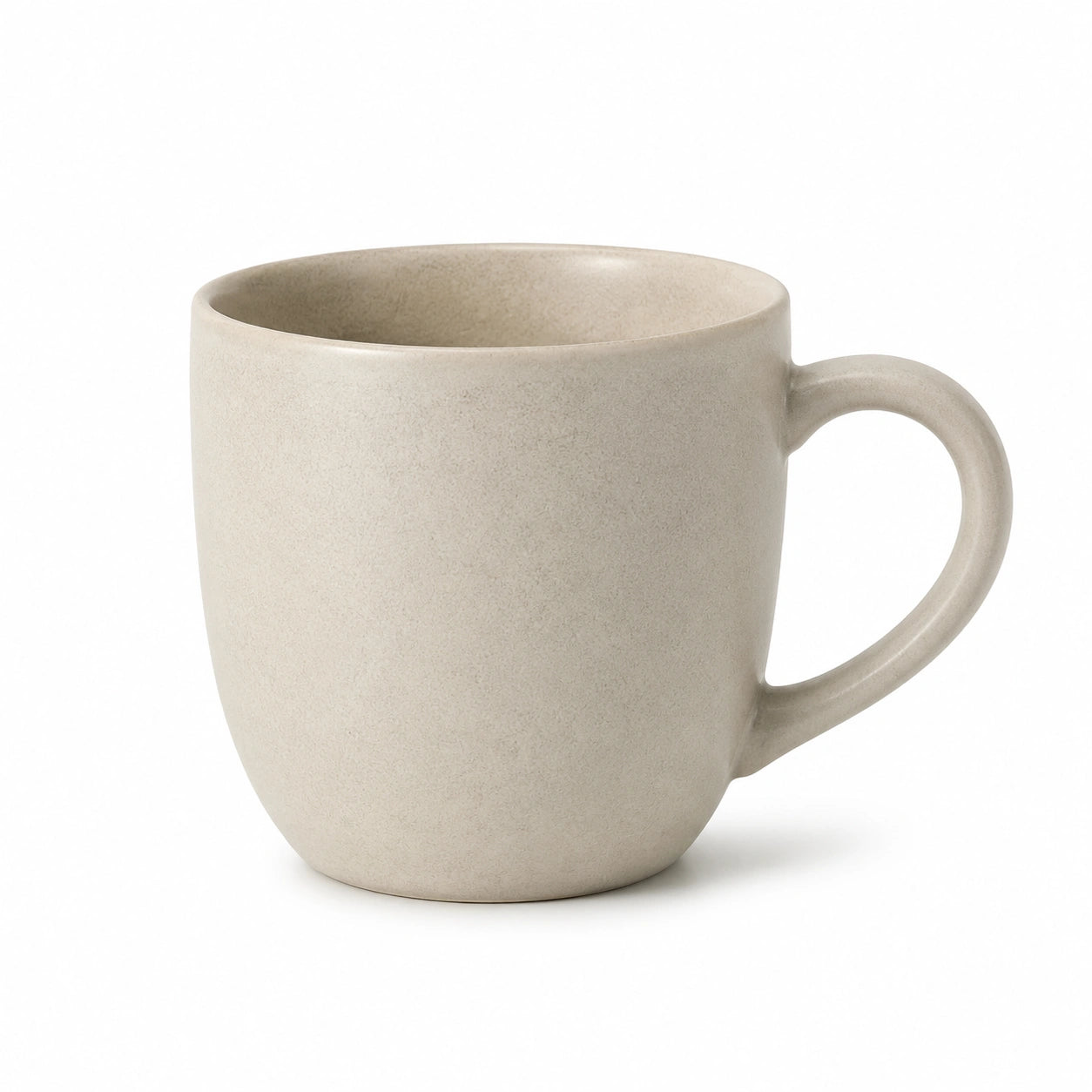 Mug 350 ml en grès beige finition mate avec anse style minimaliste